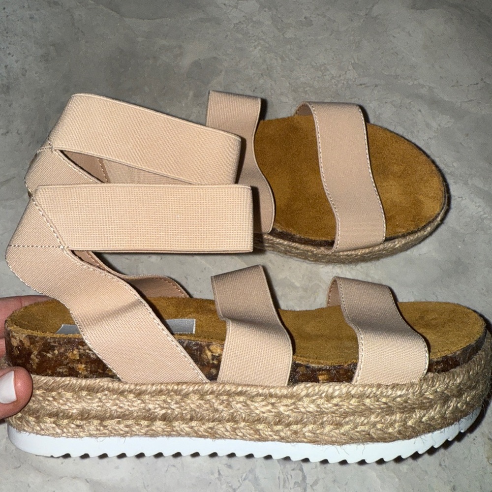 Steve Madden Women's Beige Platform Sandals